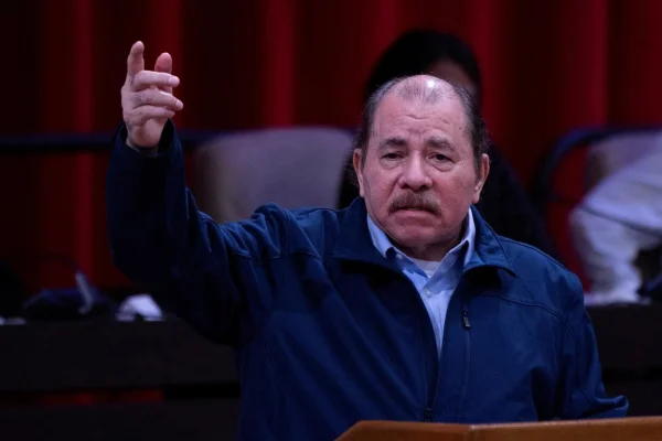 Nicaragua patea el tablero: la dictadura de Daniel Ortega rompe relaciones con el Vaticano
