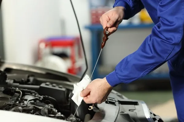 Costos de mantenimiento del auto: ¿Los lubricantes influyen?