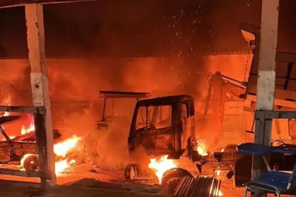 Brasil: narcos lanzan ataques incendiarios contra 14 ciudades