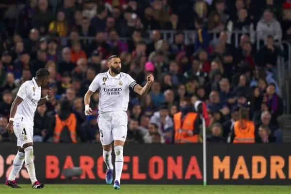 Con un hat-trick de Karim Benzema, Real Madrid goleó a Barcelona en Camp Nou y lo eliminó de la Copa del Rey