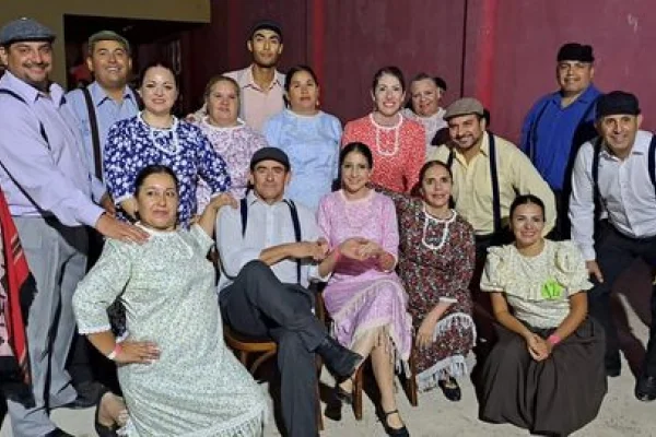 “Huellas de Facundo” ganó premios en Santiago