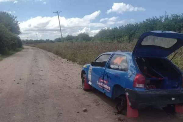 Rally Tucumano: se desprendió una rueda de un auto y mató a un espectador