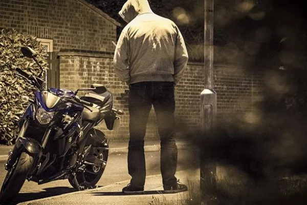 Dos años de prisión para sujeto que robó una moto en Capital