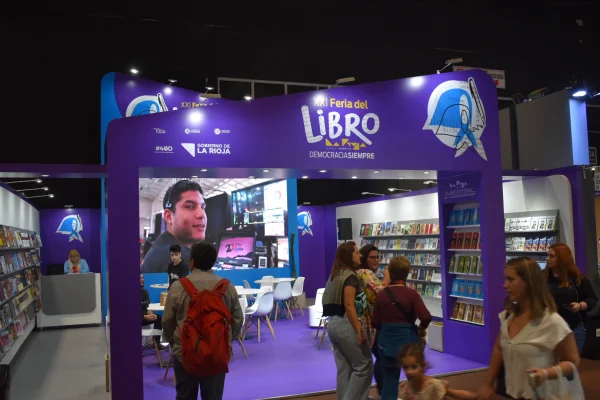 Tienda de libros Riojanos en la 47º Feria Internacional del Libro de Buenos Aires