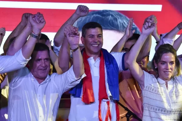 Elecciones en Paraguay: ganó Santiago Peña