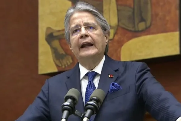 El presidente de Ecuador disolvió el Parlamento y llamó a elecciones anticipadas