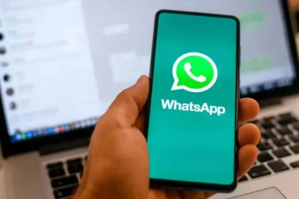 WhatsApp trabaja en las reacciones a mensajes con doble toque