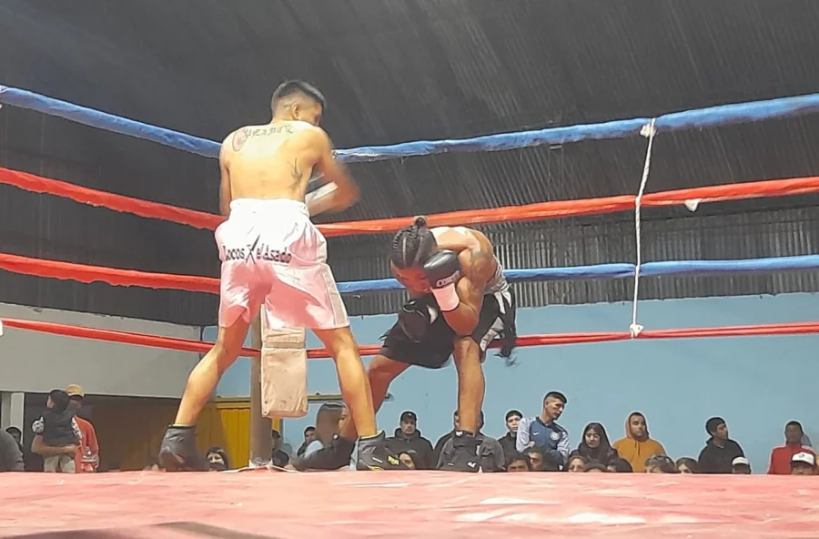 Alexis Rearte venció al cordobés Cristian Blanco en el duelo de fondo.