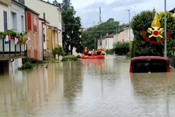Más de 36.000 personas abandonaron sus hogares por las inundaciones en Italia