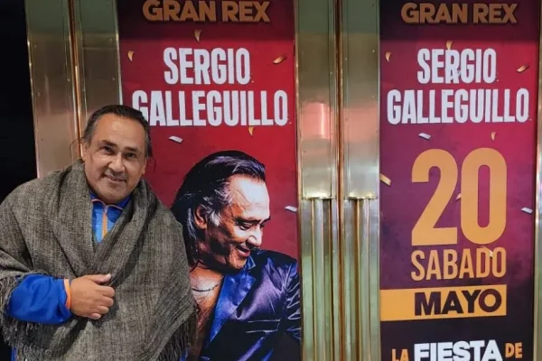 Sergio Galleguillo pasó con su chaya por el Gran Rex