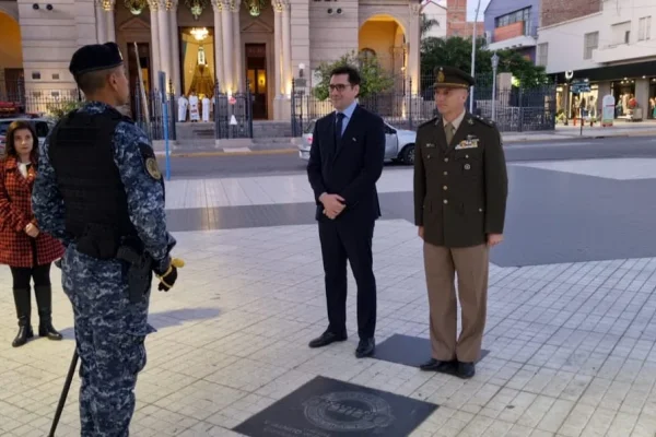 Autoridades del Gobierno Provincial participaron de las actividades conmemorativas por la Revolución de Mayo