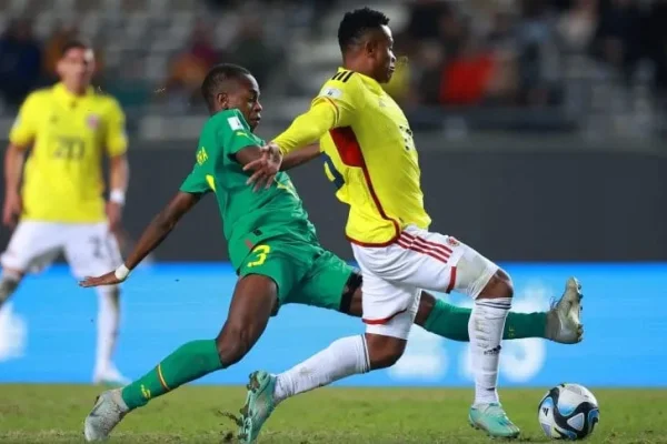 Colombia rescató un empate ante Senegal y se aseguró el primer puesto