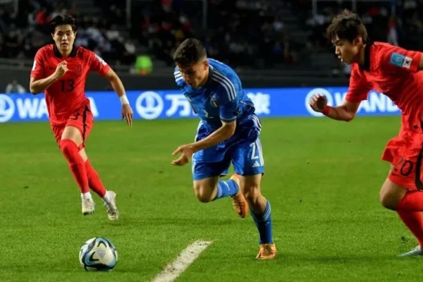 Italia venció a Corea del Sur y jugará la final ante Uruguay