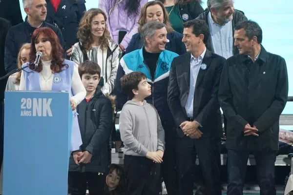 En medio de las tensiones electorales del oficialismo, Cristina Kirchner hablará mañana en Santa Cruz