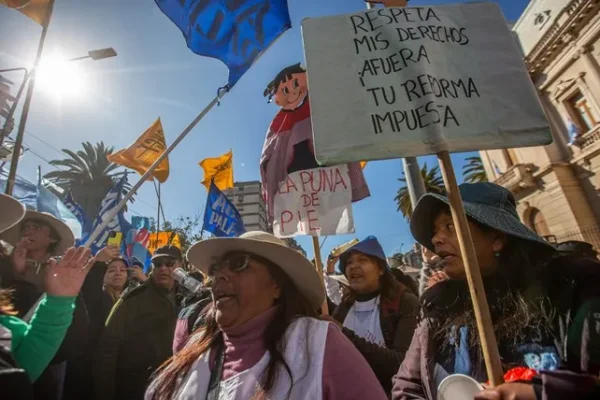 Jujuy: movilizaciones y cortes de ruta tras la aprobación de la reforma constitucional