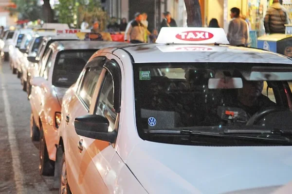 Desde Taxis Independientes aclaran que la actualización a la tarifa será en agosto