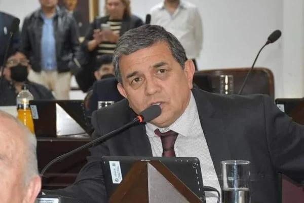 Antonio «Flecha» Godoy: “Ricardo Quintela tiene una mirada no solo provincial sino también nacional y federal”