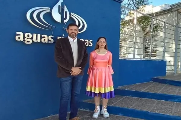 Aguas Riojanas y Sofy lanzaron teatro musical: 