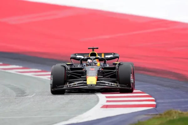 Verstappen se mantiene intratable y saldrá primero en la carrera de “sprint” en el Red Bull Ring