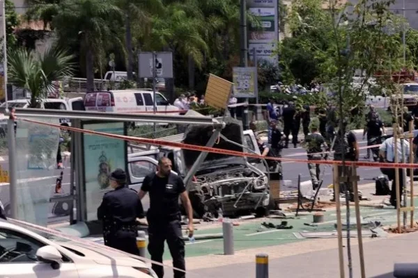 Tel Aviv: siete heridos por un ataque palestino con un auto y un arma blanca