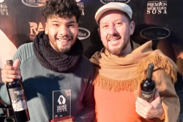 «Alunados» ganó el premio Mercedes Sosa a Mejor Canción