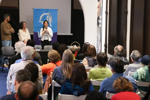 Poetas del norte grande conformaron el 1° Encuentro en la “Feria del Libro” La Rioja