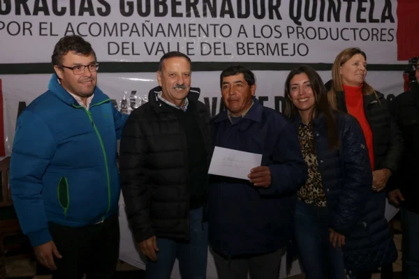 El Gobernador brindó ayuda a más de 200 productores de Felipe Varela