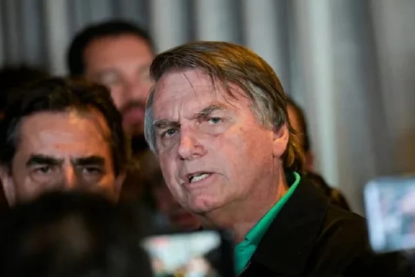 Bolsonaro negó ante la Policía Federal haber participado en una trama golpista denunciada por un senador