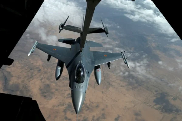 EEUU redobla presiones para que Argentina elija los aviones F-16 daneses antes que los cazas chinos o indios