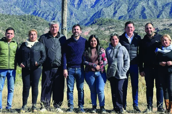 Felipe Álvarez de campaña en Los Llanos