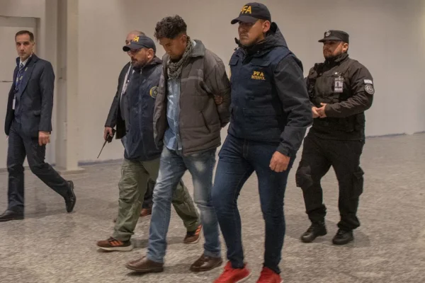 Bolivia: cayó Franklin Escobar, el taxista prófugo desde hacía 8 años por violar a una joven en Buenos Aires