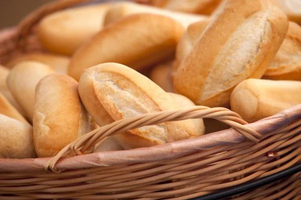 El pan sufrirá una suba y costará $600 el kg como máximo