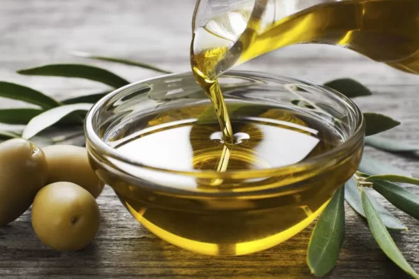 Aceite de oliva: el alimento recomendado por Harvard para vivir mucho más