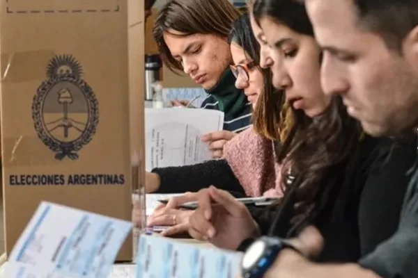 Elecciones 2023: más de un millón de jóvenes de 16 y 17 años votarán por primera vez