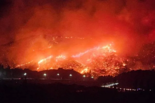 Incendio en San Luis alcanzó viviendas en zona poblada de El Trapiche
