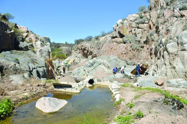 Avanza la obra del reservorio de agua en Totoral de la Sierra