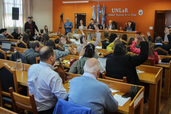 La UNLaR se pronunció en defensa de la Educación Pública