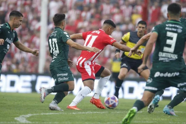 Banfield dio la sorpresa y venció a Instituto en Córdoba