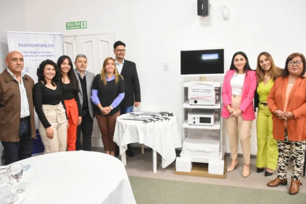 Salud: Entregan equipamiento para el hospital Eleazar Herrera Motta