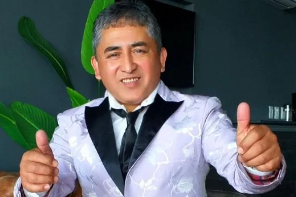 Quién era Huguito Flores, el cantante de guaracha que murió en un accidente junto a su familia