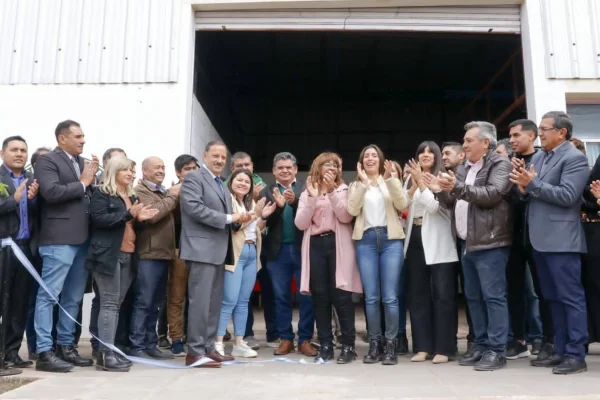 Inauguraron refacciones en Cooperativa Textil Beraca