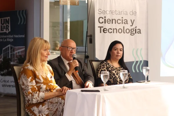 Con presencia del rector Daniel Quiroga cerró la Semana de la Ciencia