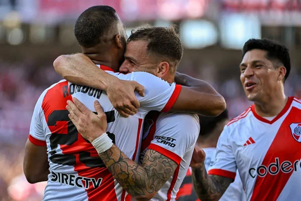 River Plate venció a Talleres y es el líder de la Zona A