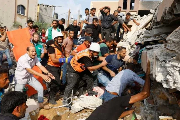 Suman más de 1.100 los muertos por los ataques en Israel y en Gaza
