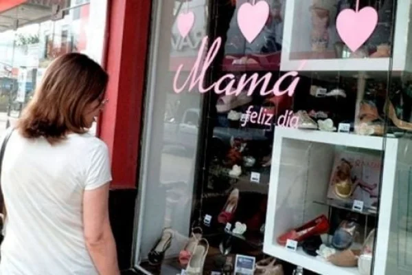 El Banco Nación lanzó descuentos del 30% en compras para el Día de la Madre