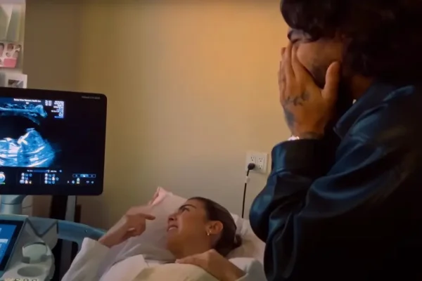 Maluma será papá: el cantante compartió la feliz noticia durante un show y con un video especial