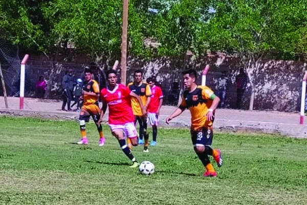 La décima fecha se juega en dos canchas