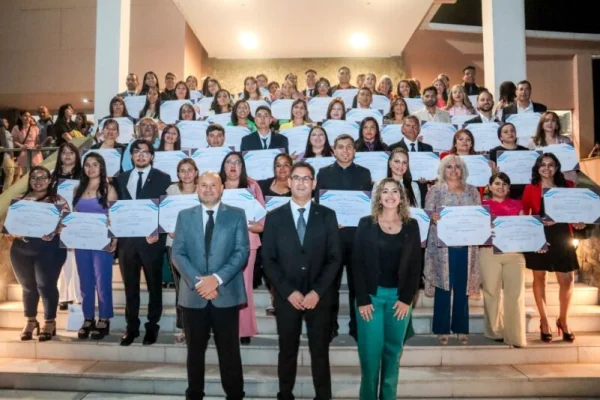 La UNdeC celebró el egreso de 69 nuevos profesionales
