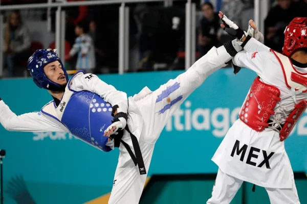 Lucas Guzmán se quedó con la medalla de plata en taekwondo