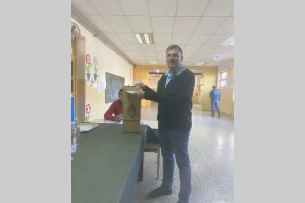 Ismael Bordagaray votó en la localidad de Famatina